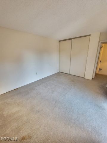 5243 Cedarbend DR 2, Fort Myers, FL 33919