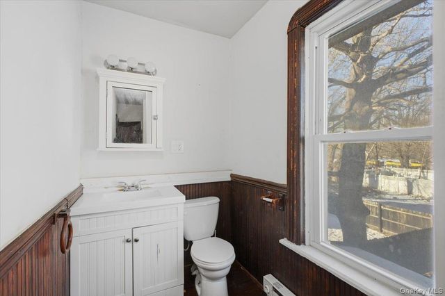 97 Maple Avenue, Catskill, NY 12414