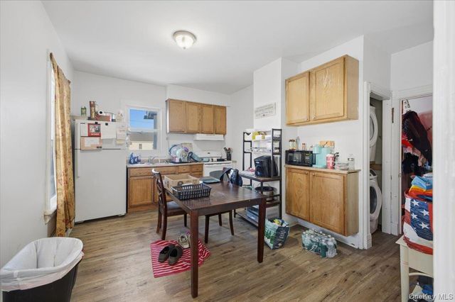 97 Maple Avenue, Catskill, NY 12414