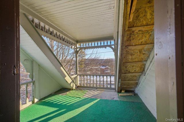 97 Maple Avenue, Catskill, NY 12414