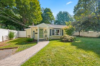 323 Lower Lane, Berlin, CT 06037