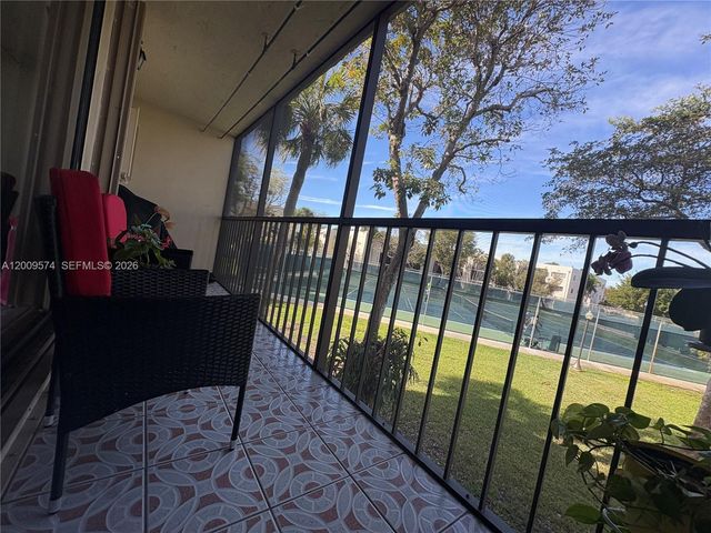 8025 SW 107th Ave 219, Miami, FL 33173