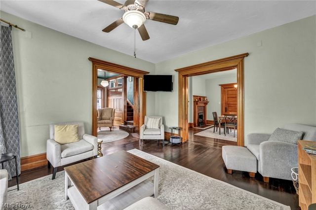 146 Harrison Street, Elyria, OH 44035