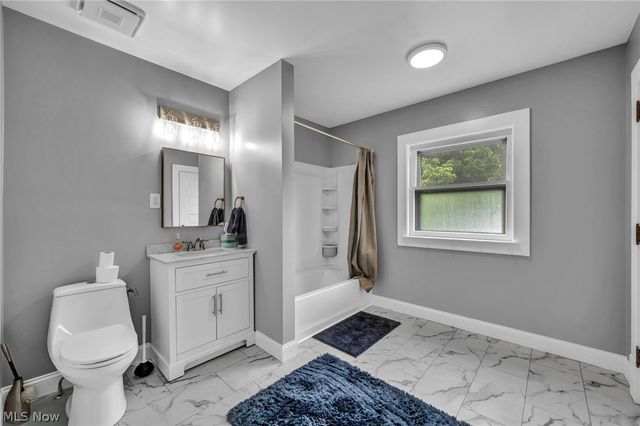 146 Harrison Street, Elyria, OH 44035