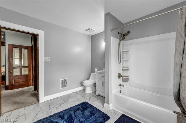 146 Harrison Street, Elyria, OH 44035