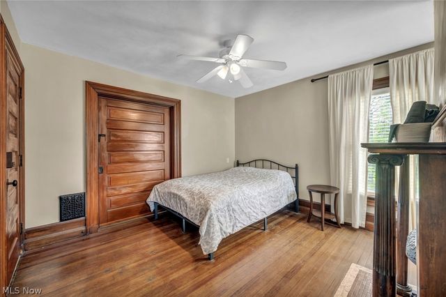 146 Harrison Street, Elyria, OH 44035