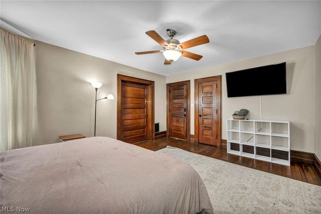 146 Harrison Street, Elyria, OH 44035