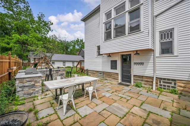 146 Harrison Street, Elyria, OH 44035