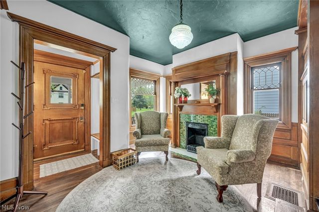 146 Harrison Street, Elyria, OH 44035