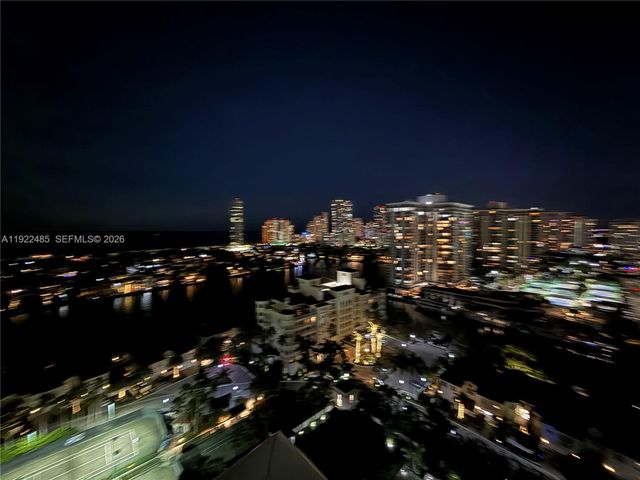 19955 NE 38th Court 2205, Aventura, FL 33180