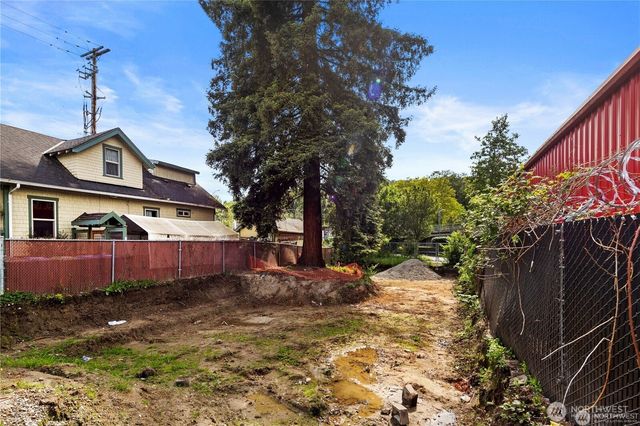 3219 Claremont Avenue S, Seattle, WA 98144