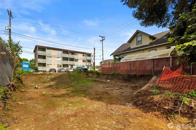 3219 Claremont Avenue S, Seattle, WA 98144