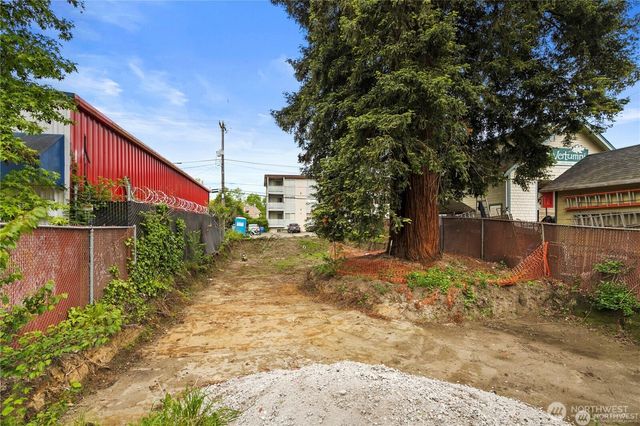 3219 Claremont Avenue S, Seattle, WA 98144