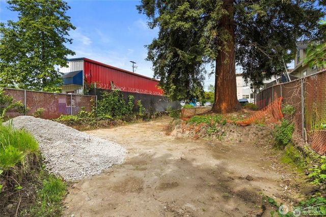 3219 Claremont Avenue S, Seattle, WA 98144