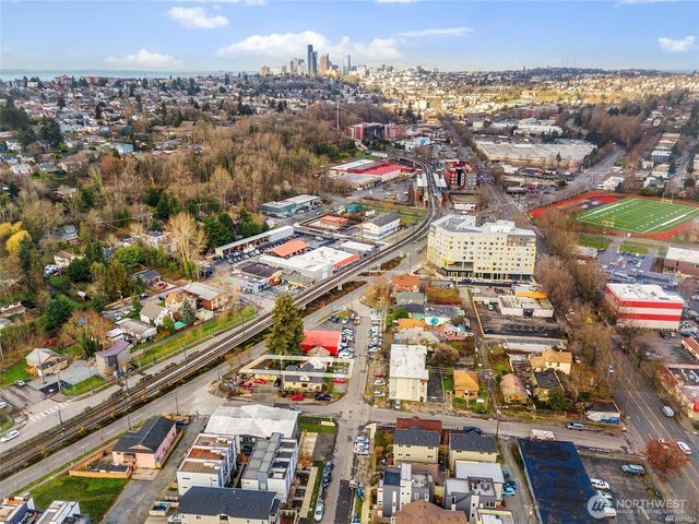 3219 Claremont Avenue S, Seattle, WA 98144