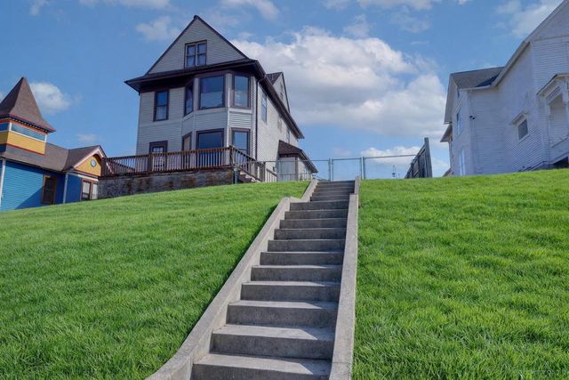 321 S Parker Drive, Janesville, WI 53545