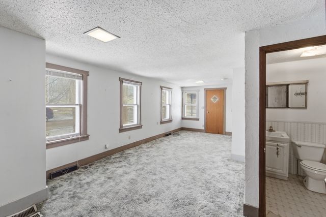 6525 NE Rising Sun Drive, Pleasant Hill, IA 50327