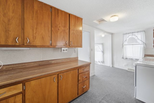 6525 NE Rising Sun Drive, Pleasant Hill, IA 50327