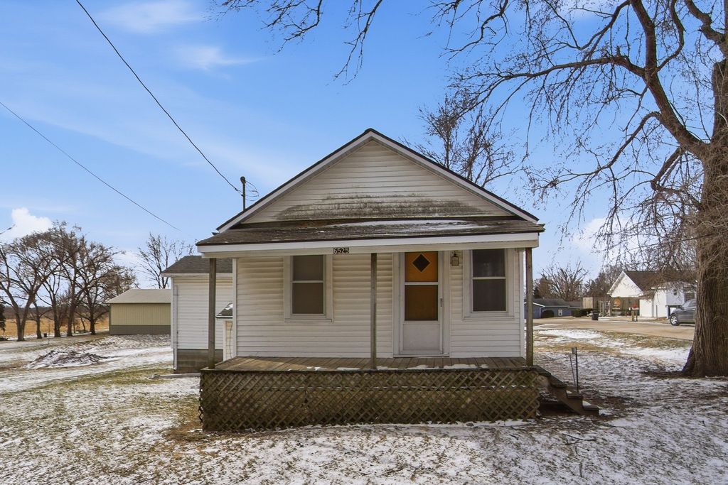 6525 NE Rising Sun Drive, Pleasant Hill, IA 50327