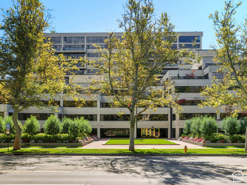 Image 1 of property listing at 560 E SOUTH TEMPLE #C101, Salt Lake City, UT 84102