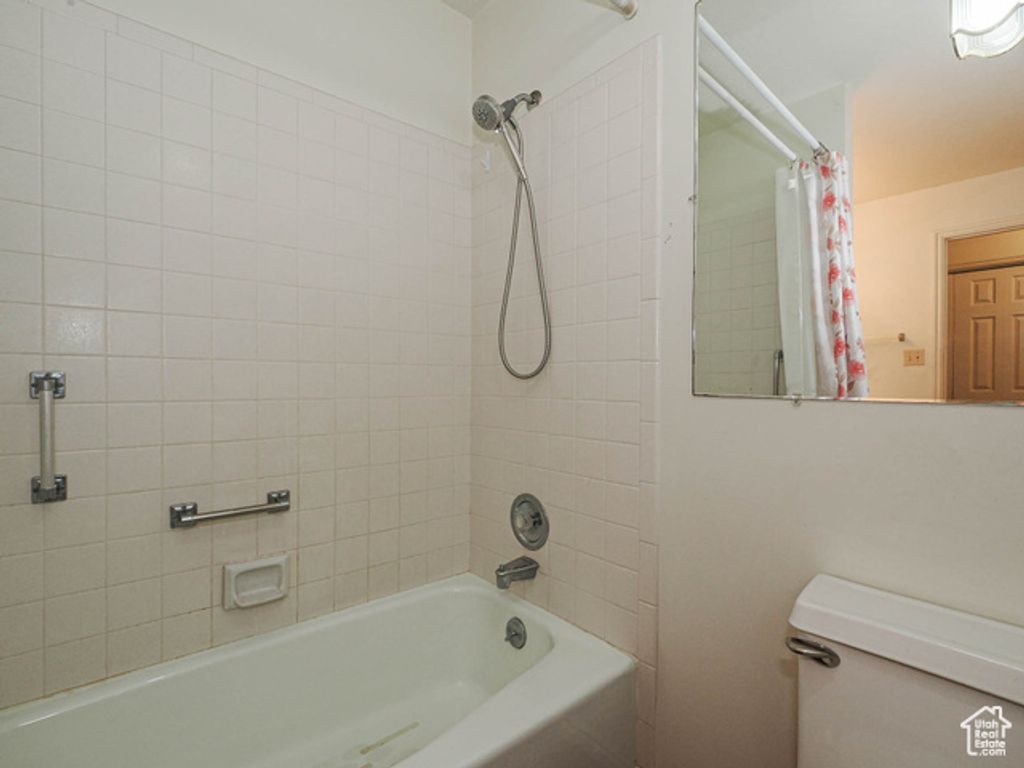 Image 35 of property listing at 560 E SOUTH TEMPLE #C101, Salt Lake City, UT 84102