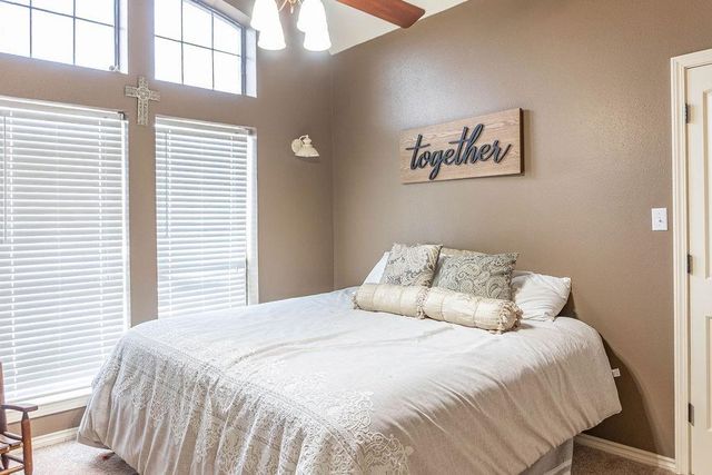 318 Peppertree, Village Mills, TX 77663