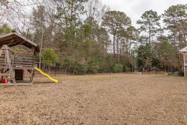 318 Peppertree, Village Mills, TX 77663