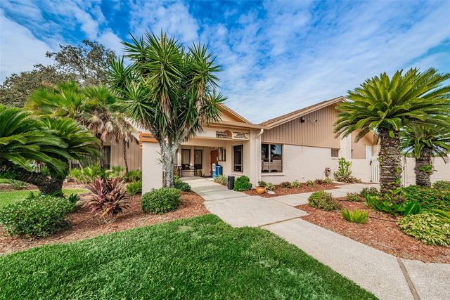 1022 BOWSPRIT LANE 1022, Holiday, FL 34691