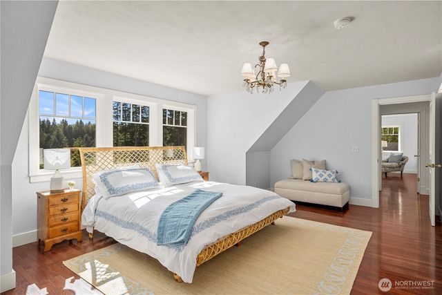 24 Broadway Hill Road, Hoquiam, WA 98550