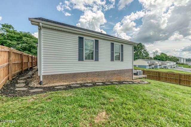 458 Spring Street, Bristol, VA 24201