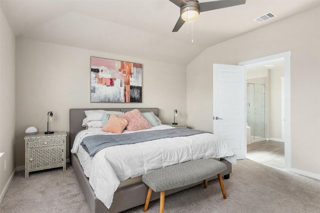 2708 Diamond Reef Lane, Texas City, TX 77568