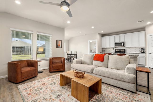 2708 Diamond Reef Lane, Texas City, TX 77568