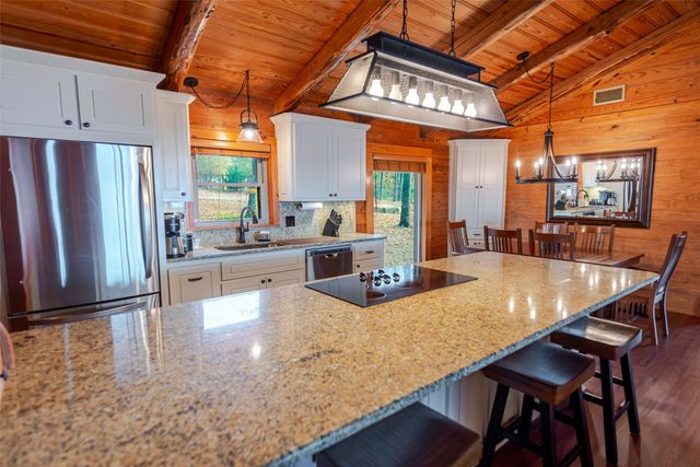 704 County Road 2601, Pittsburg, TX 75686