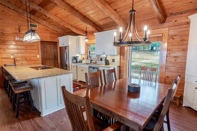 704 County Road 2601, Pittsburg, TX 75686