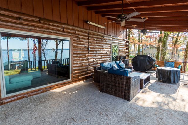 704 County Road 2601, Pittsburg, TX 75686