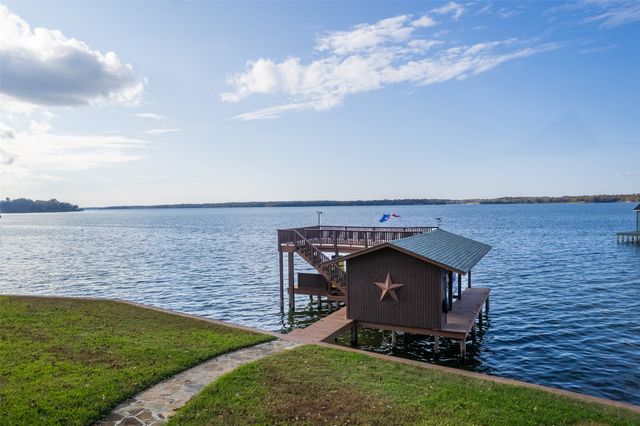 704 County Road 2601, Pittsburg, TX 75686