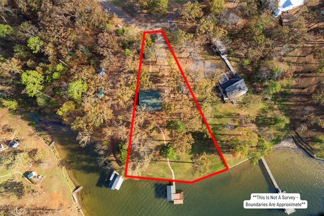 704 County Road 2601, Pittsburg, TX 75686