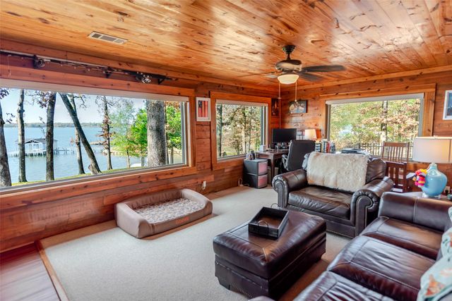 704 County Road 2601, Pittsburg, TX 75686