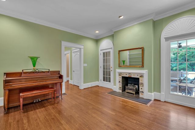 1049 Otis Boulevard, Spartanburg, SC 29302