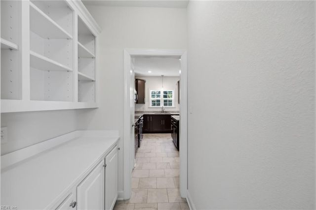 4872 Nansemond PW, Suffolk, VA 23435