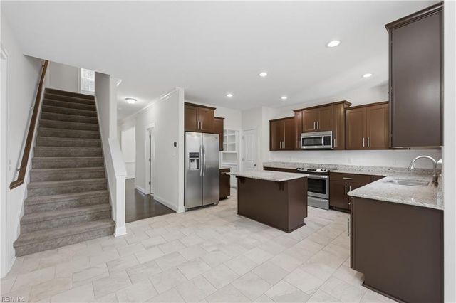 4872 Nansemond PW, Suffolk, VA 23435