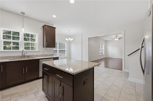 4872 Nansemond PW, Suffolk, VA 23435