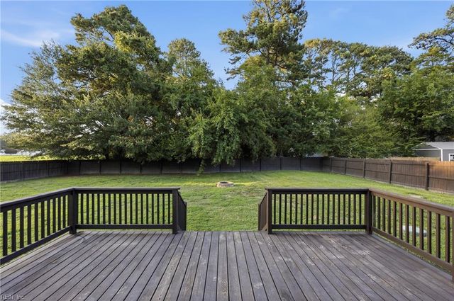 4872 Nansemond PW, Suffolk, VA 23435