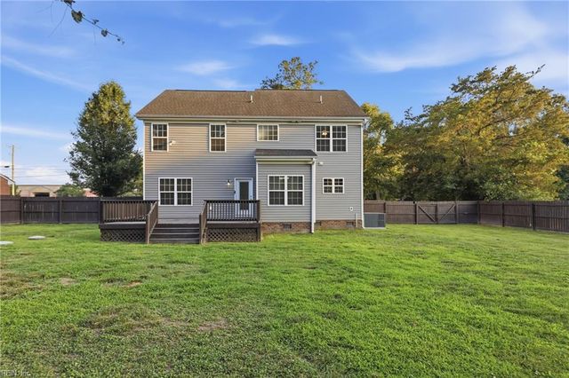 4872 Nansemond PW, Suffolk, VA 23435