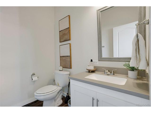 1777 Alton St, Aurora, CO 80010