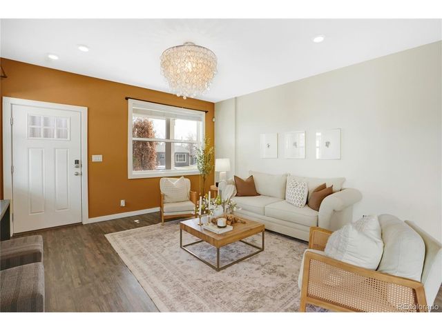 1777 Alton St, Aurora, CO 80010