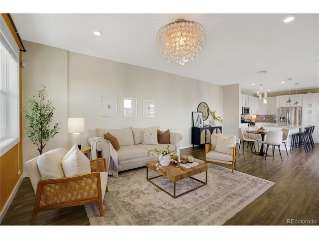 1777 Alton St, Aurora, CO 80010