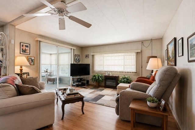 64 RACHEL DRIVE, Tarpon Springs, FL 34689