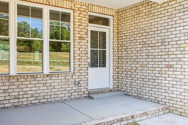 43 Long Branch Rd, Lawrenceburg, TN 38464