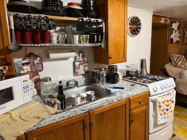 10444 47th Avenue, Corona, NY 11368